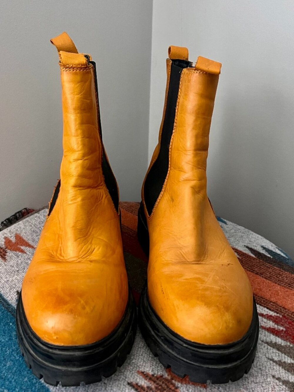 Miz Mooz Lizette Chelsea Boots Ochre Yellow Leather Lug Sole 38